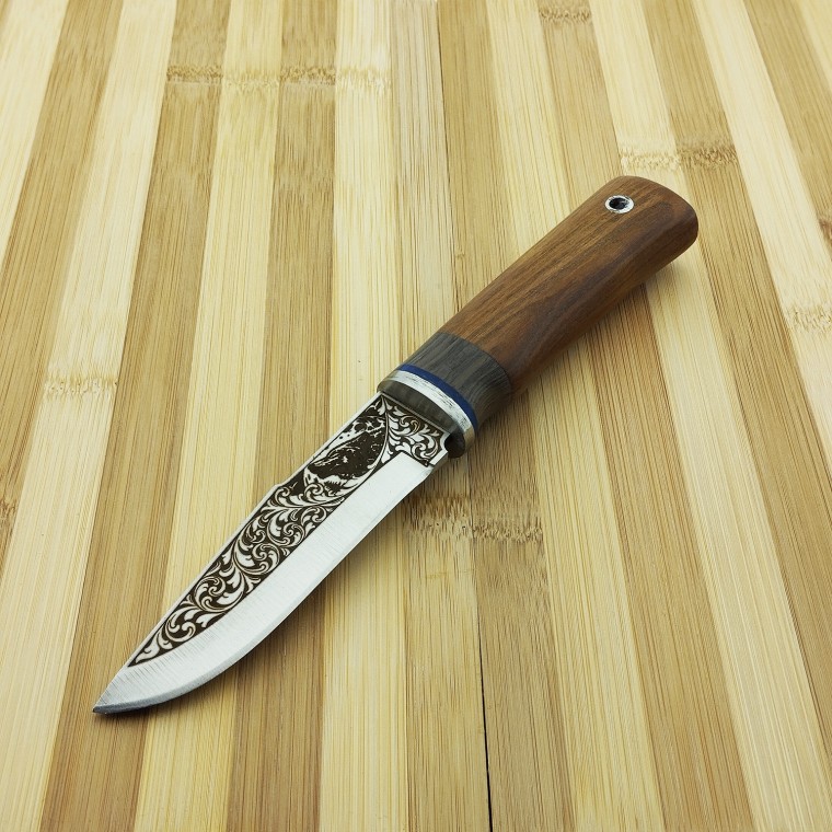 Kurt Gravürlü Ceviz Saplı 4116 Çelik Av Outdoor Bıçağı Kurt Gravürlü Ceviz Saplı 4116 Çelik Av Outdoor Bıçağı