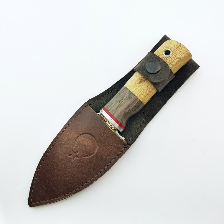 Kurt Gravürlü Ceviz Saplı 4116 Çelik Outdoor Av Bıçağı Kurt Gravürlü Ceviz Saplı 4116 Çelik Outdoor Av Bıçağı