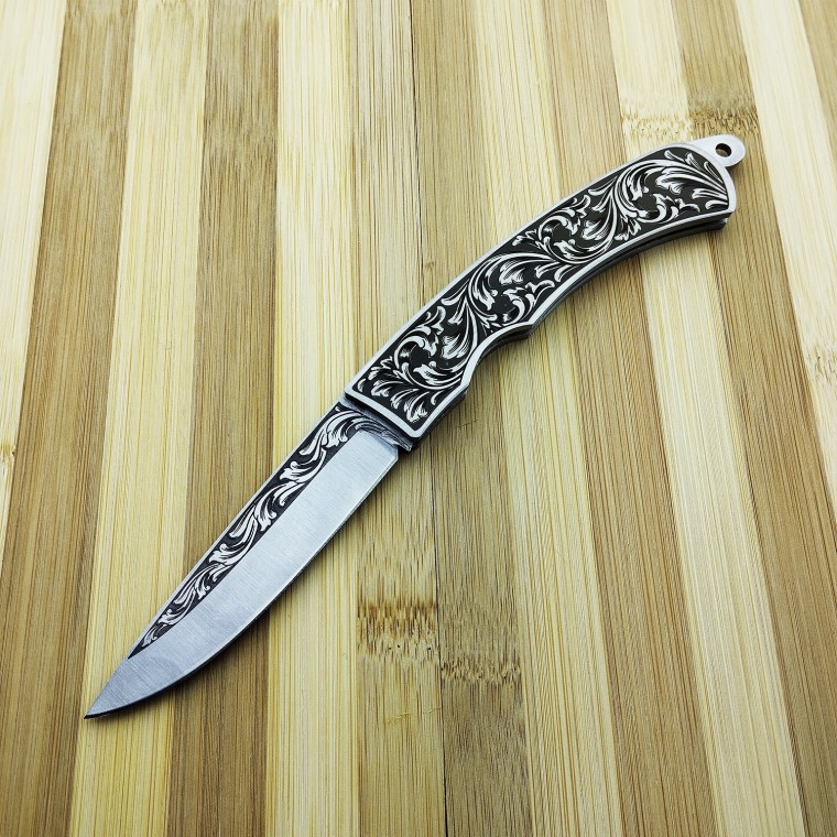 N690 Komple Gravürlü Kuyruk Kilitli Premium Çakı