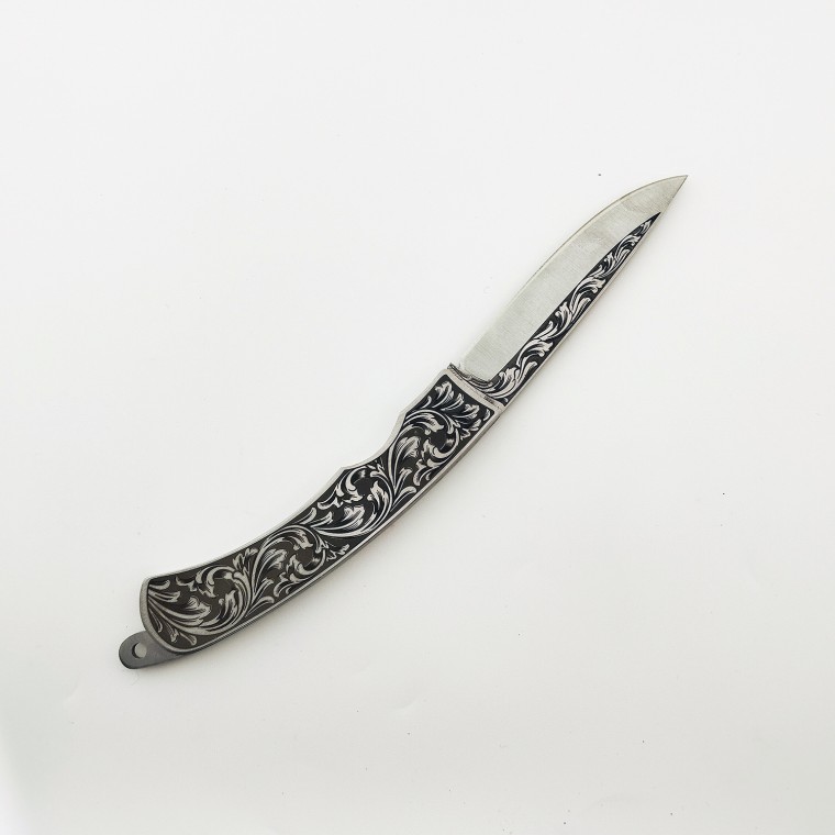 N690 Komple Gravürlü Kuyruk Kilitli Premium Çakı